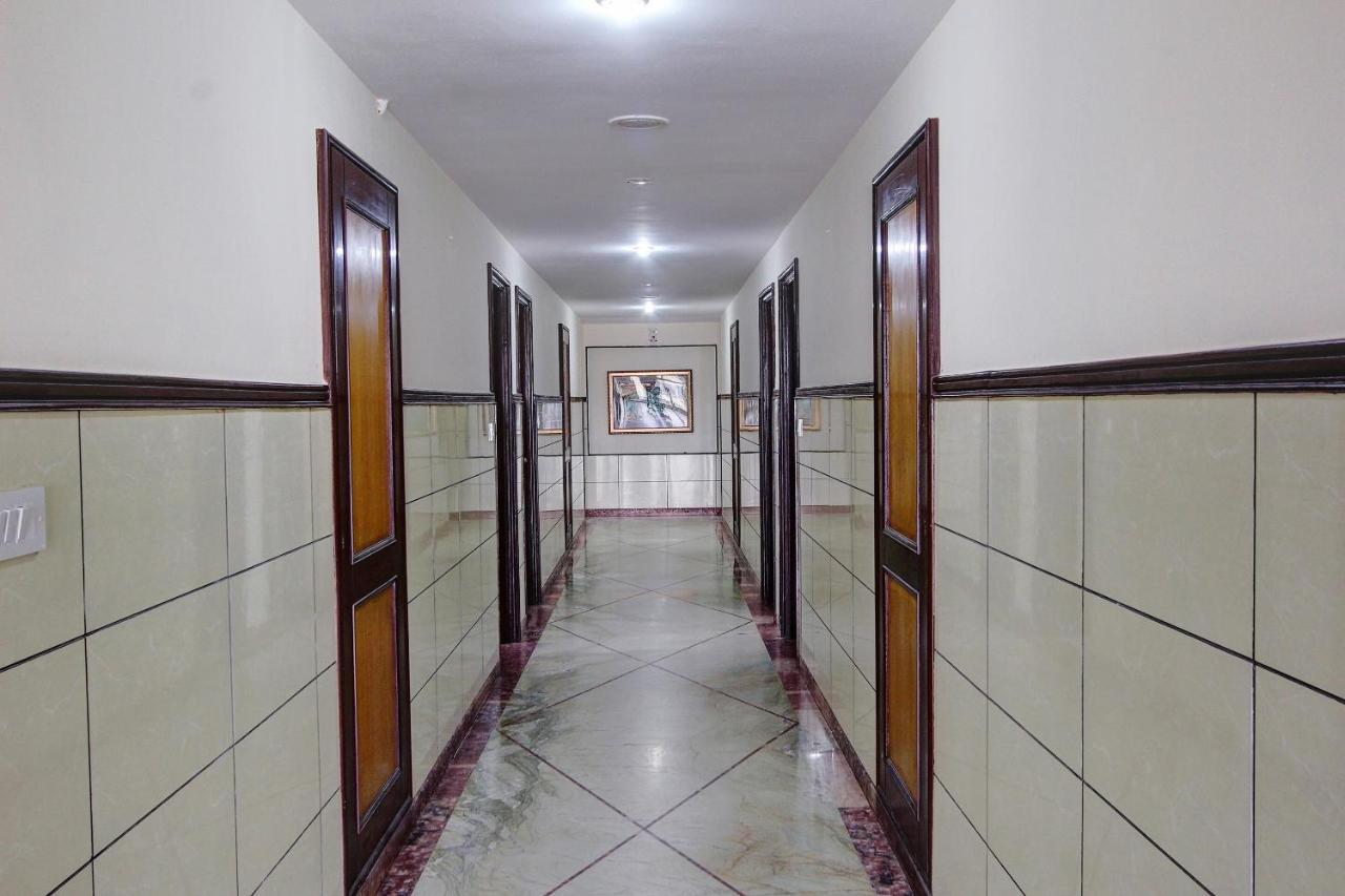 Hotel Vaccinated Staff - Collection O 13595 Vt Residency à Bangalore Extérieur photo